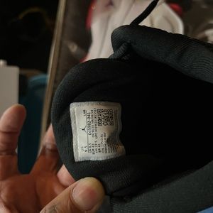 Jordan retro 13 university blue and black